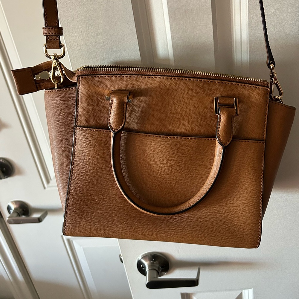 Michael Kors Tan Satchel with Gold Hardware - Picture 9 of 11